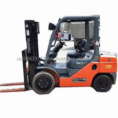 Toyota 8F30 Gabelstapler Gebraucht Dieselmaschine angemessen für Baustoffgeschäfte