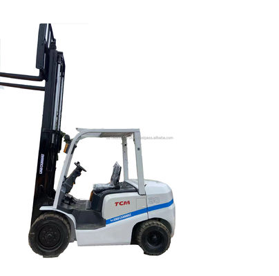 Großartige Leistung TCM 30 Gabelstapler für Baustoffwerkstätten Gebraucht Maschine Diesel verwendet