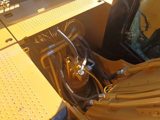 CAT 320 Bagger mit Originalhydraulikzylinder und 0-2000 Arbeitsstunden aus Japan