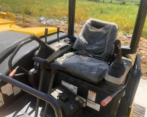 Gebrauchtes Komatsu PC40 4 Tonnen Hydraulisches Mini Digger Crawler Bagger mit 0.2M3 Eimerkapazität