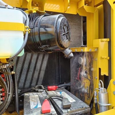 13000 KG Komatsu Bagger Ideale Wahl für Bau- und Maschinenbauanwendungen