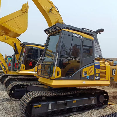 Gebrauchtes Komatsu PC130 Bagger in Shanghai mit 13 Tonnen Kapazität und gutem Zustand
