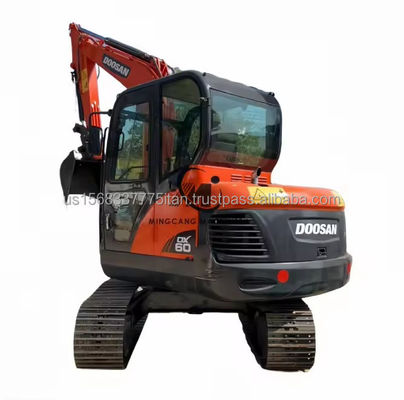 DOOSAN DX60 Bagger und hydraulische Baumaschine mit 0-2000 Arbeitsstunden im Jahr 2016