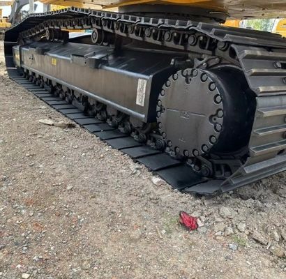 24TON Komatsu Bagger mit 119 kW Leistung und Original-Hydraulikventil zu erschwinglichen Preisen