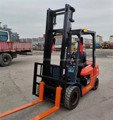 Toyota 9F30 Gabelstapler Die ultimative Lösung für Baustoffgeschäfte