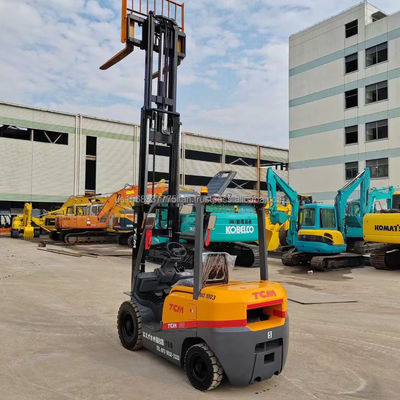 TCM Gabelstapler 3 Tonnen Gebrauchtgabelstapler in Japan mit 45 kW und 0-2000 Arbeitsstunden