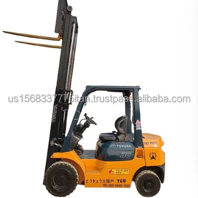 Toyota FD50 Lastwagen Gabelstapler mit Original-Hydraulikzylinder in gutem Zustand