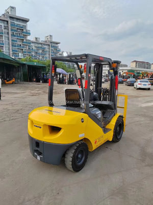 Gebrauchtes Komatsu 3 Tonnen Diesel Gabelstapler 30 mit 0-2000 Arbeitsstunden und einfacher Wartung