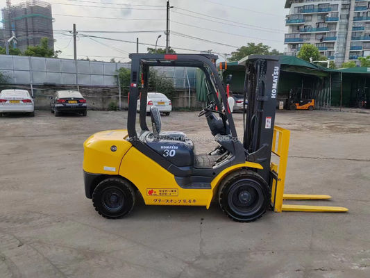 Gebrauchtes Komatsu 3 Tonnen Diesel Gabelstapler 30 mit 0-2000 Arbeitsstunden und einfacher Wartung