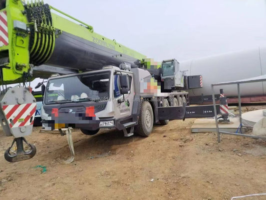 Zoomlion 200 Tonnen Kran mit gebrauchten und ausgezeichneten Leistungen Max. Hebhöhe 4,5 m