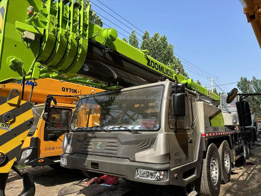 Gebrauchte Baumaschine ZOOMLION 80 Tonnen Kranich mit maximaler Hebhöhe von 4,5 m