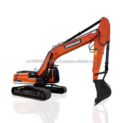 Gebrauchte Bagger DOOSAN DX300 mit guter Leistung und Betriebsgewicht von 30 TON im Jahr 2016