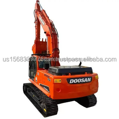 Gebrauchtes Doosan DX300 Bagger mit 1,5 m3 Eimerkapazität und 30000 kg Maschinengewicht