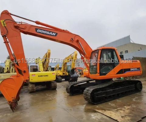 Hydraulischer Doosan Crawler Bagger DH220LC 220 auf dem koreanischen Baumaschinenmarkt