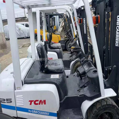 TCM 25 Gebrauchtmaschine für Gabelstapler mit Dieselmotor und leistungsstarker Leistung von TCM