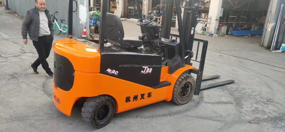 Hangzhou J30 Gebrauchtwagen mit ausgezeichneter Leistung und 3000 kg Gewicht