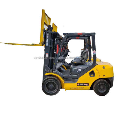 Gebrauchtes Komatsu 30 Diesel Gabelstapler mit hervorragender Leistung und geringem Gewicht