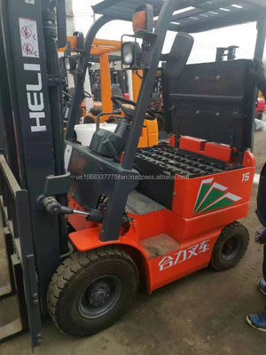 Leistungsstarker EVERLIFT Heli AC30 Diesel Gabelstapler 4500 kg Gewicht und Japan Nissan Motor