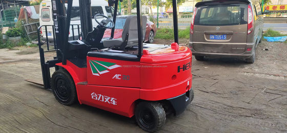 Leistungsstarker EVERLIFT Heli AC30 Diesel Gabelstapler 4500 kg Gewicht und Japan Nissan Motor