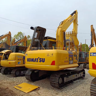 Shanghai gute gebrauchte Bagger Komatsu PC130 mit 13000 KG Gewicht und 48 kW Leistung