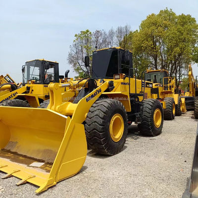 Gebrauchtes Komatsu WA 380 Ladegerät perfekt für Baumaterial-Läden Baumaschine