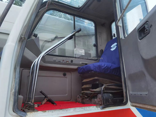 Gebrauchtes Zoomlion 25-Tonnen-Kran mit 25000 KG Gewicht und hervorragender Leistung