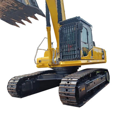 Gebrauchtes Komatsu PC450-7 Bagger mit 2M3 Eimerkapazität und Original-Hydraulikventil