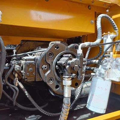 Gebrauchtes Sany215c Mini Bagger mit Original Hydraulikpumpe erschwinglich und in gutem Zustand