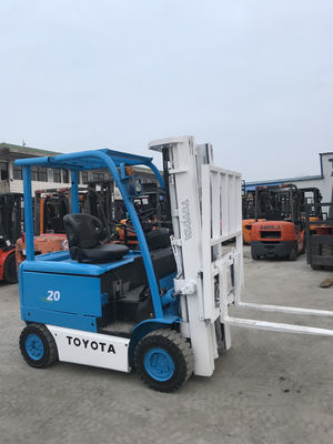Gebrauchtes Toyota 2 Tonnen Gabelstapler zum Verkauf und Jahr 2012 Diesel-Elektro-Propangenergiequelle