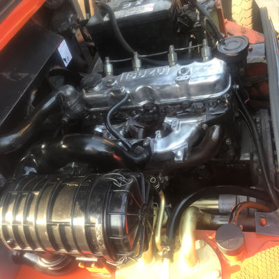 Gebrauchte Hubschrauber-Diesel-Forkliftfahrzeuge 2 t 4 t 6 t 7 t 3,5 t 3 t CPCD20 CPCD30 CPCD40