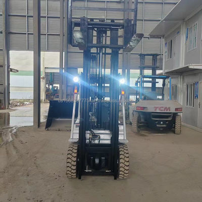 Japan TCM Forkliftherstellung 2016 Jahr 45 kw 99% TCM YGB 3 Tonnen gebrauchte Gabelstapler