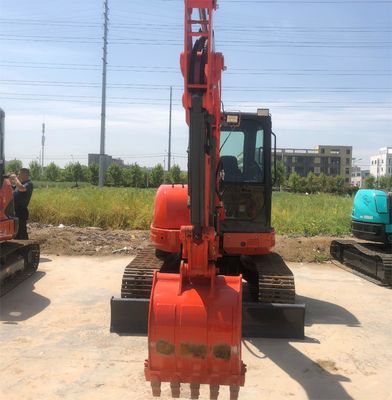 Gebrauchtes Kubota KX165 Bagger mit 5,5 Tonnen Betriebsgewicht und Original-Hydraulikventil
