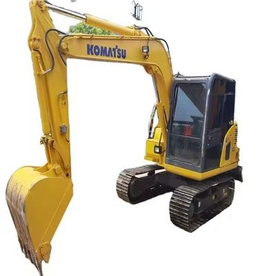 Komatsu PC35 Minibagger mit 3,5 Tonnen Betriebsgewicht und Originalhydraulikzylinder