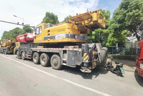 45000 kg Gebraucht SANY 200 Tonnen Kranmaschine mit 1000-1500 Arbeitsstunden