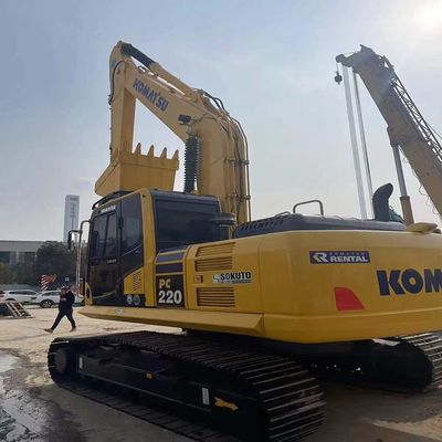 Gebrauchtes Komatsu PC220 EXKAVATOR mit 1,2 M3 Eimer Kapazität und 119 kW Leistung zu erschwinglichen Preisen