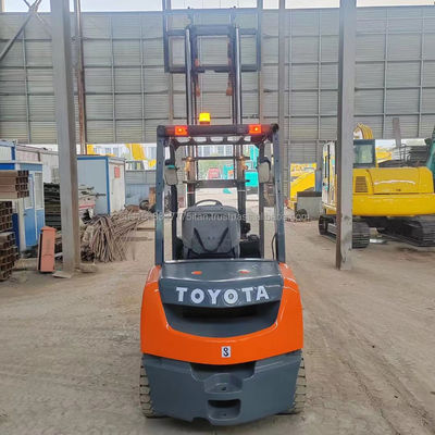 2012 Jahr TOYOTA Gebraucht Diesel Gabelstapler mit großer Effizienz und Gabellänge 1000MM