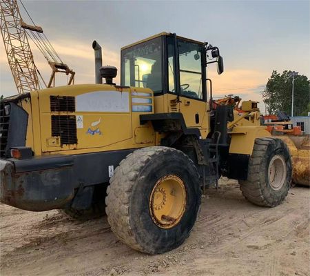 Wasserpumpe Komatsu Hotels fast in gutem Zustand Gebraucht Komatsu WA380 Ladegerät Erdmaschine