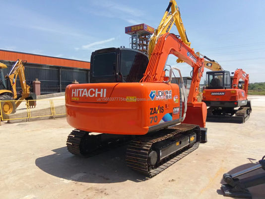 Gebrauchsmaschinen Hitachi ZX70 Bagger mit 98 kW Leistung und geringer Arbeitszeit