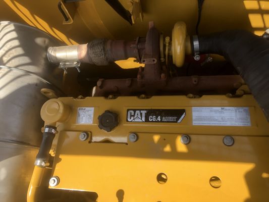 Gebrauchtes Bagger CAT320 320D2 mit 1 M3 Eimerkapazität und 0-2000 Arbeitsstunden